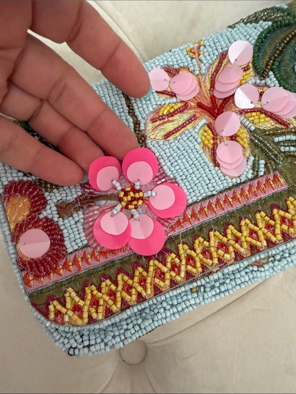 Beaded Floral Pink Accent Shoulder Bag - Picture 11 of 14